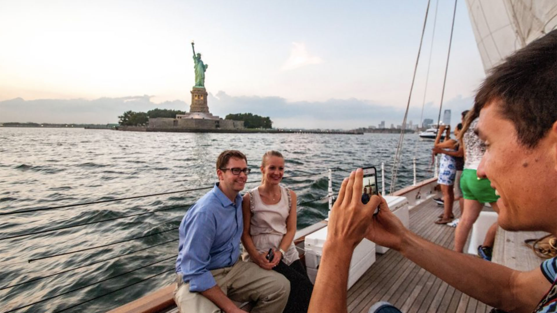 NYC Schooner Sunset Sail 01